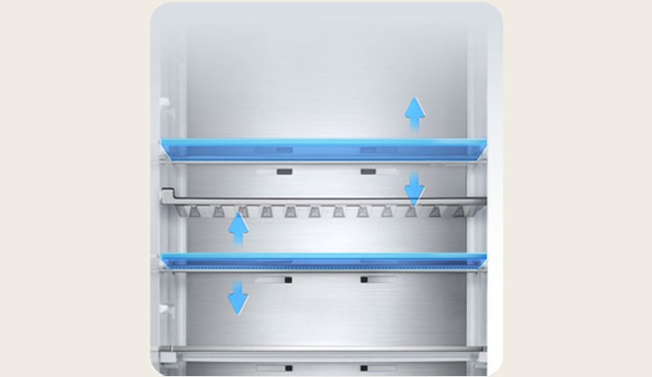 Chladnička LG (GBBW726CPY), pohľad na vnútorný priestor s piatimi policami a nastaviteľnými úrovňami, modré šípky indikujú vertikálny pohyb