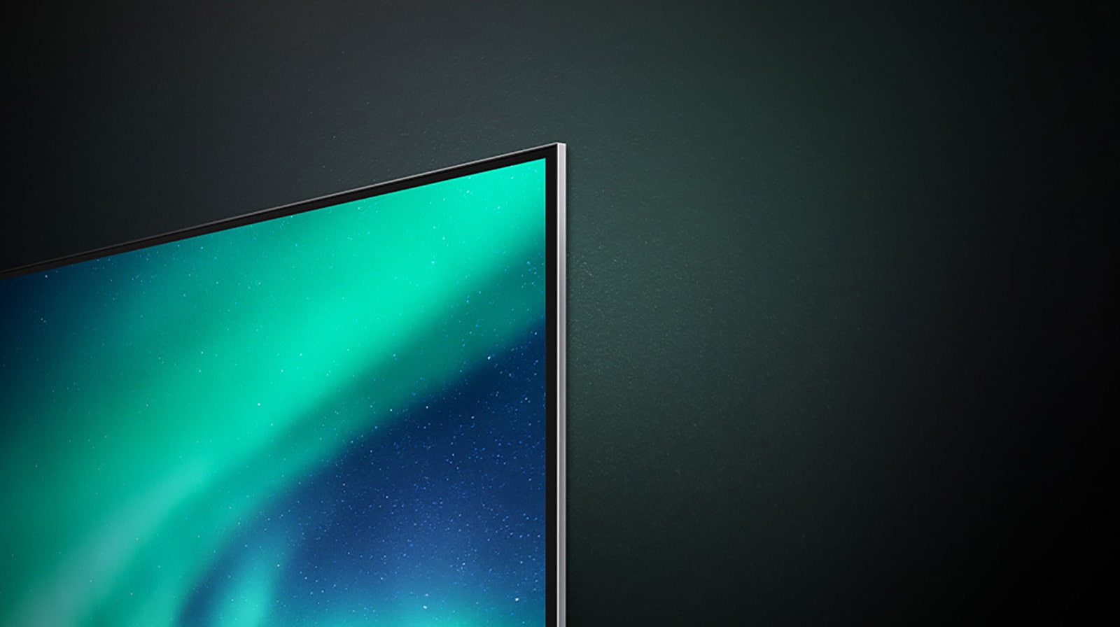 Detailný záber na roh displeja zdôrazňujúci tenký dizajn.