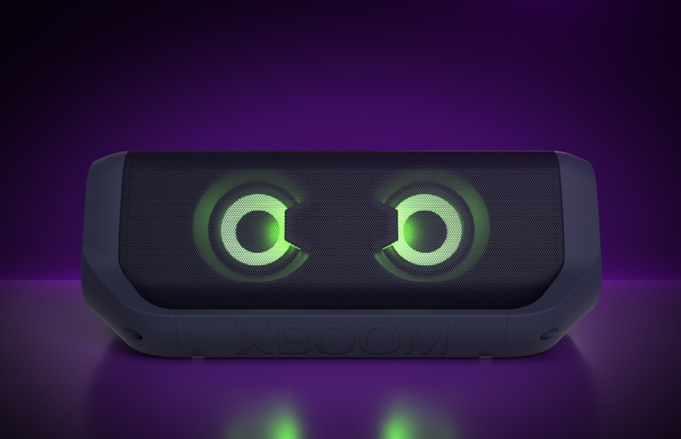 Video s ukážkou rôznych možností osvetlenia reproduktora LG XBOOM Go.