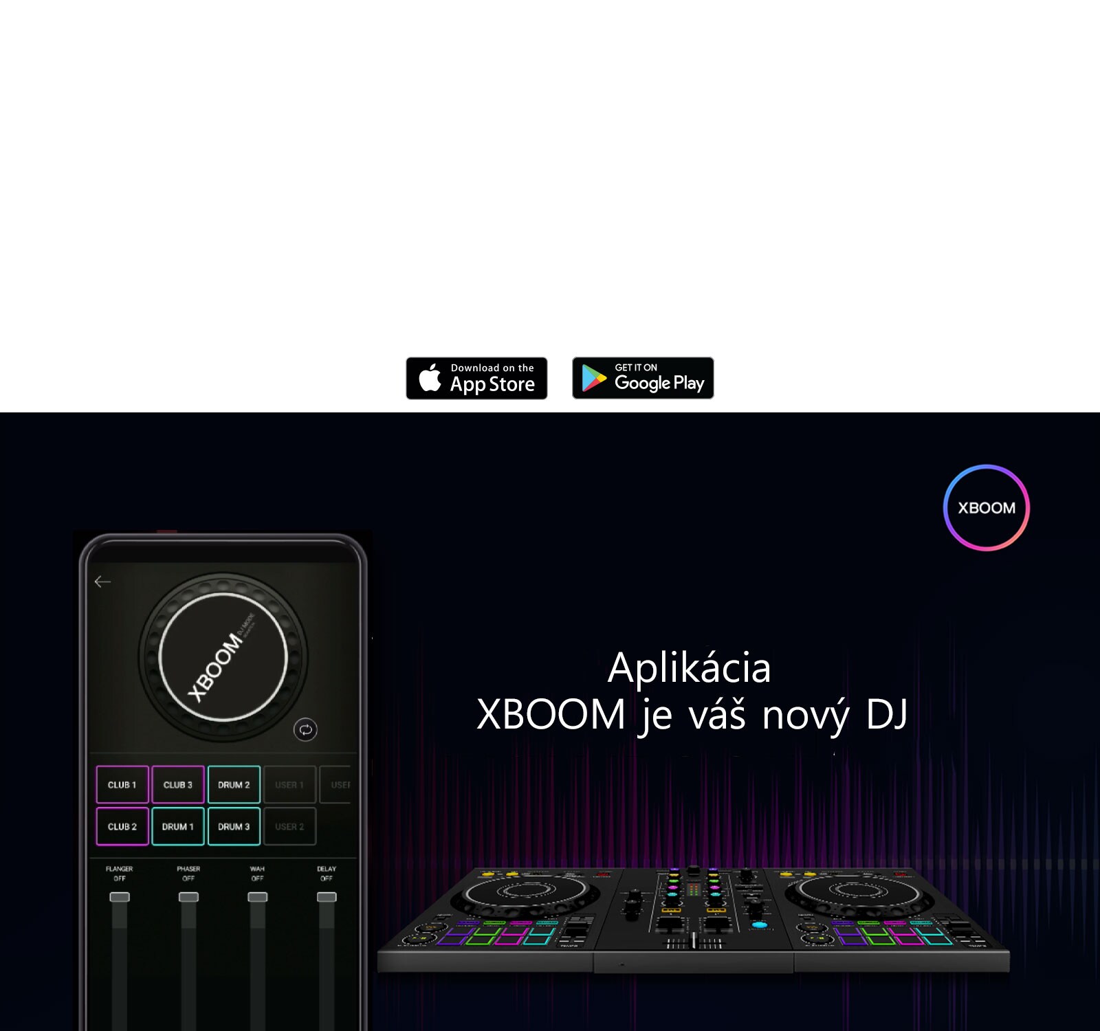 Obrázok mobilného telefónu so zobrazením režimu DJ aplikácie, vedľa ktorého je položený skutočný DJ kontroler. V hornej časti obrázka sa nachádza logo aplikácie XBOOM.