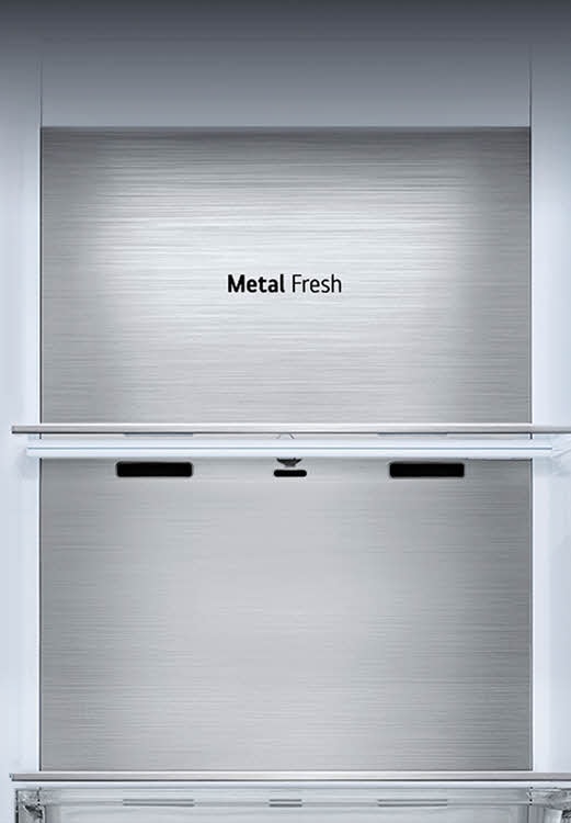 Pohľad spredu na kovový panel Metal Fresh so zobrazením loga Metal Fresh. 