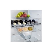 LG Kombinovaná chladnička LG | C | 333 l | Smart Invertorový kompresor | Strieborná, Chladnička s mrazničkou LG (GBBW726CPY), priblížený pohľad na držiak na víno so štyrmi fľašami a krabicou makróniek, dizajn držiaka zväčšený na kruhovom obrázku, GBBS514CPY, thumbnail 7