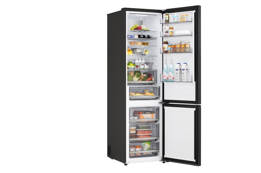 LG  Kombinovaná chladnička LG | A | 375 l | Smart Invertorový kompresor | Čierna/šedá, Chladnička s mrazničkou LG vstavaná v tmavohnedých skrinkách s oknom a pohovkou vľavo a drezom vpravo, GBBS727AEV, thumbnail 10