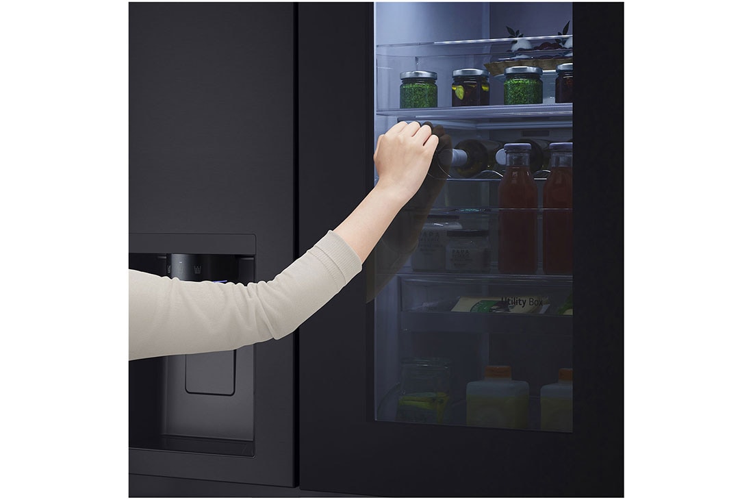 LG Americká chladnička LG | C | 623 l | DoorCooling+™ | UVnano™ | InstaView Door-in-Door™, Right side view, GSGE91EVAC, thumbnail 10