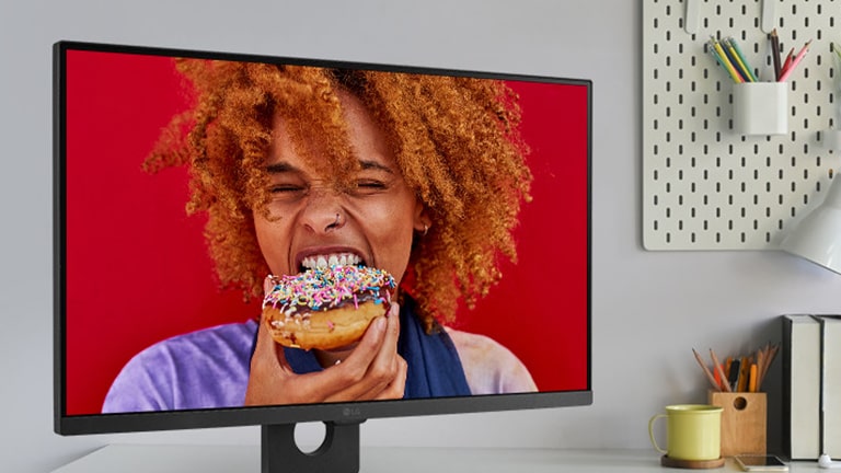 Displej IPS s rozlíšením Full HD.