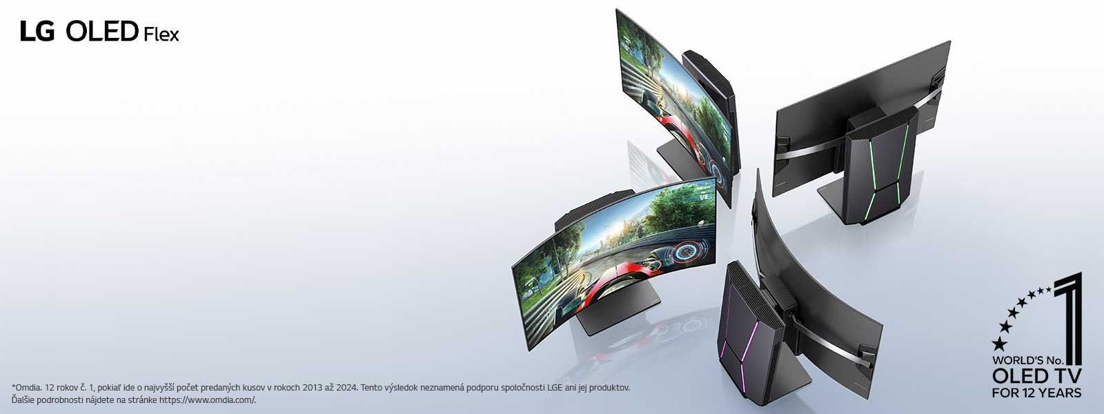 Záber zhora mierne po uhlom zobrazuje štyri televízory LG OLED Flex umiestnené tak, aby bolo vidieť jedinečný zakrivený displej tohto televízora. Na televízoroch, ktorých obrazovka je viditeľná, vidíme závodnú videohru. V rohu je emblém „Svetová jednotka medzi televízormi OLED TV už 12 rokov“. Je vidieť logo produktu LG OLED Flex.