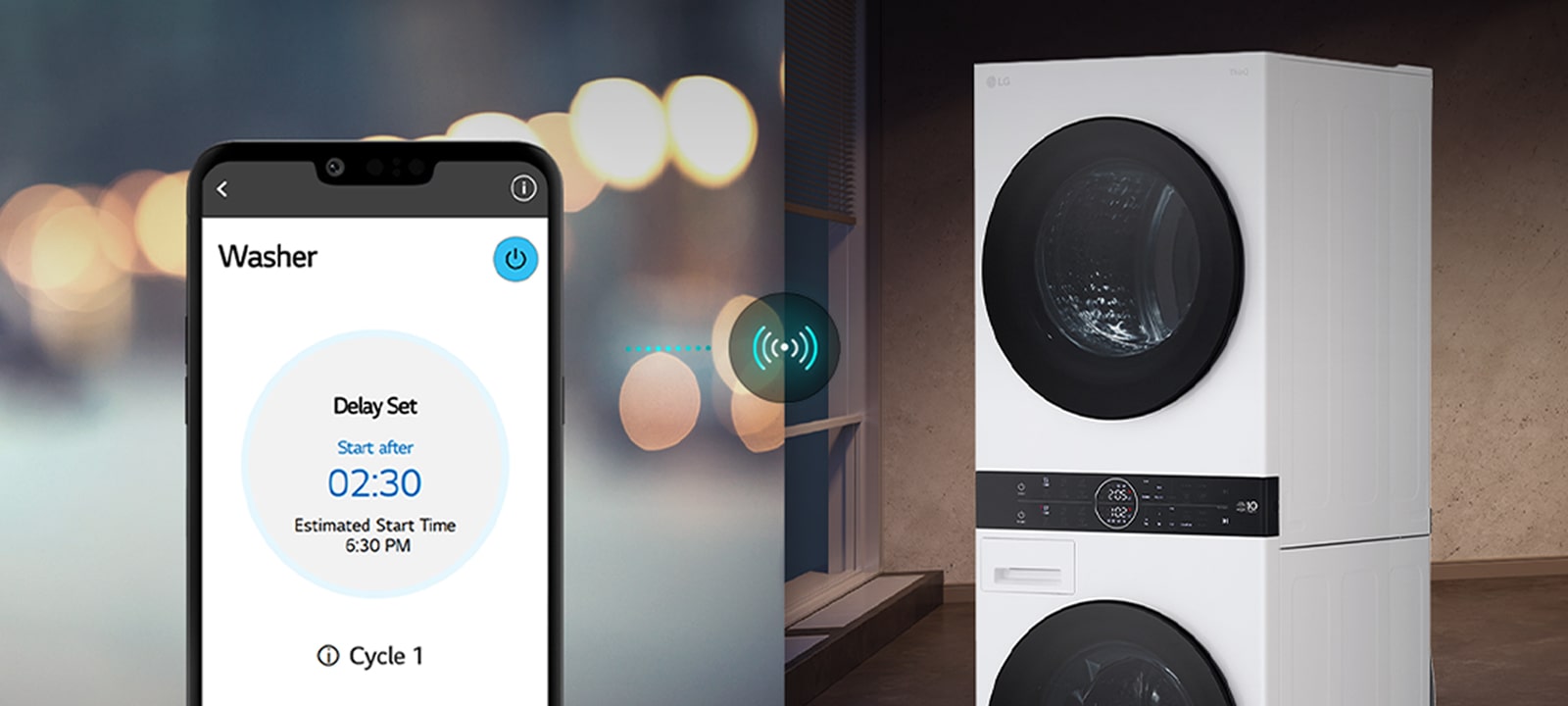 Na obrázku vľavo je muž, ktorý sa pozerá na telefón. Na obrázku vpravo je zobrazená práčka doma so zeleným svetlom na displeji. V strede medzi týmito dvomi obrázkami sa nachádza obrázok obrazovky telefónu, na ktorej sa zobrazuje práčka v aplikácii LG ThinQ a ikona pripojenia.