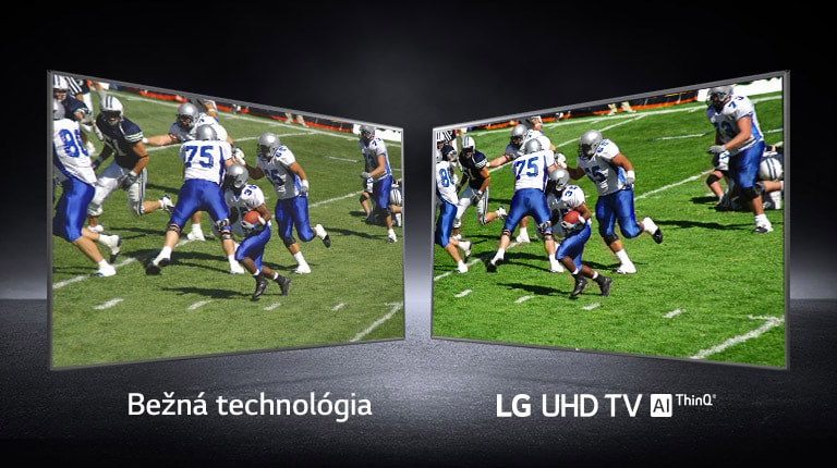 Záber na hráčov amerického futbalu na ihrisku na dvoch obrazovkách. Jeden záber je zobrazený na bežnej obrazovke a druhý na obrazovke televízora LG UHD TV.