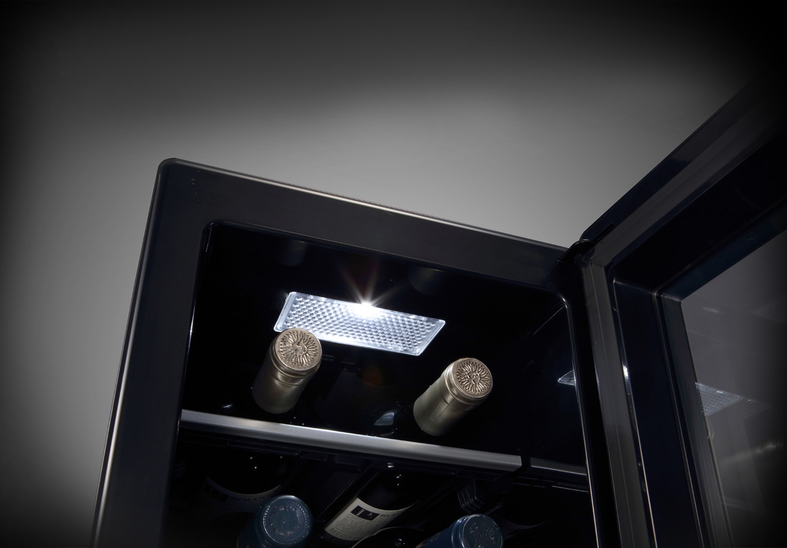 為葡萄酒提供最適儲存環境<br>長時間保存葡萄酒原始風味1