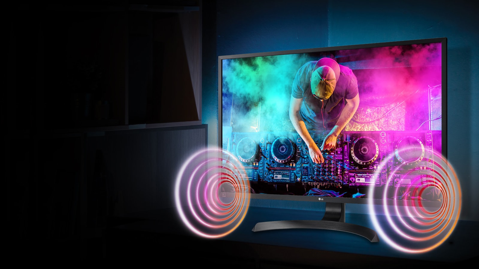 Багате звучання завдяки вбудованим динамікам<br>1