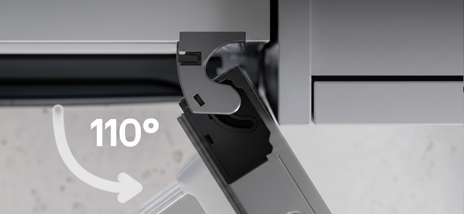 Холодильник із нижньою морозильною камерою LG (GC-B459EMYM) з правими дверцятами, відчиненими на 110 градусів, із вигнутим верхнім шарніром, розташованим впритул до сусідньої сірої стінки шафи.