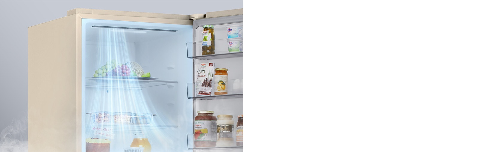 Зображення вентиляційних отворів, розташованих у передній частині холодильника, що забезпечує ефективне та рівномірне охолодження по всьому холодильнику.