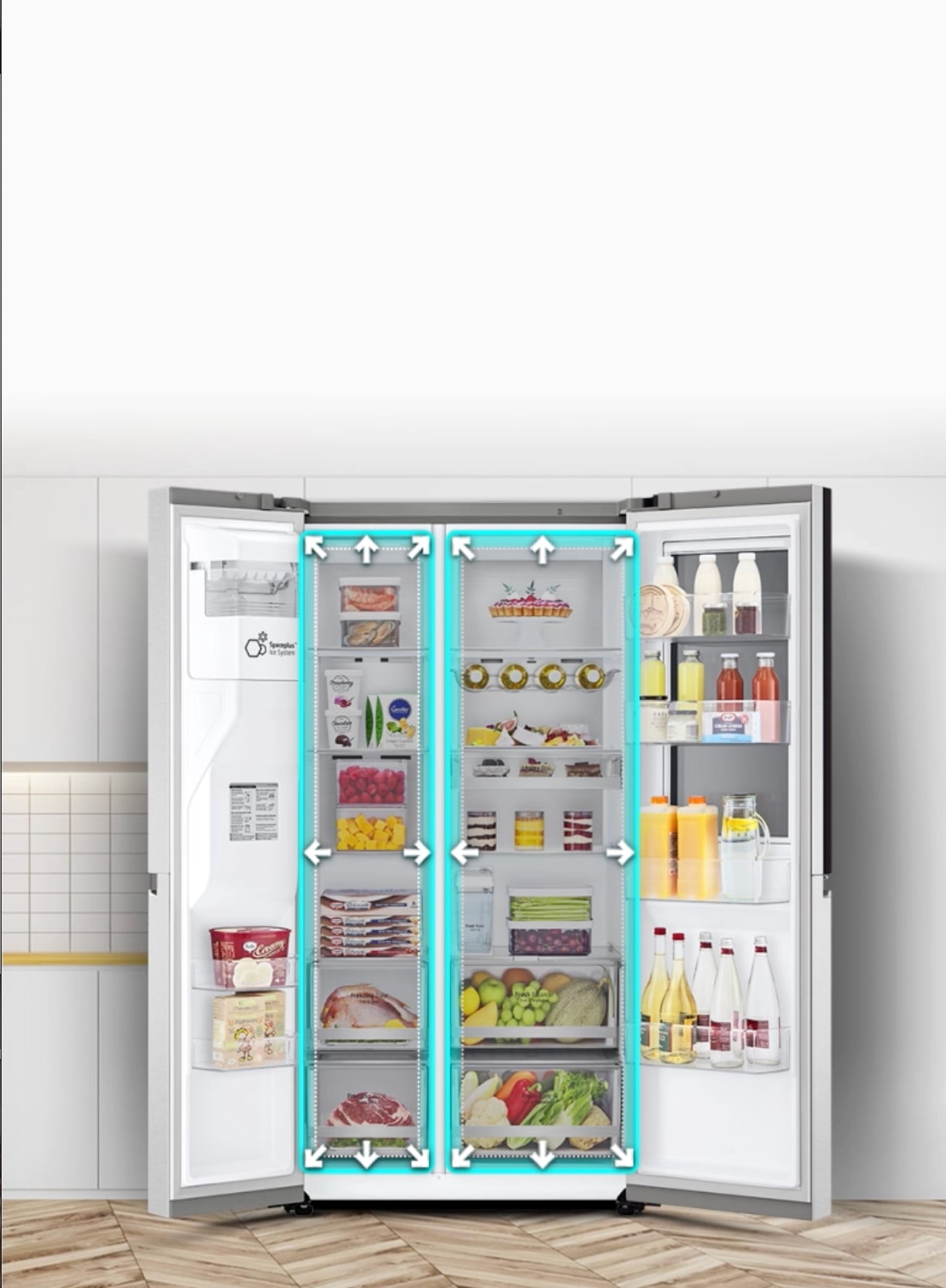 Показано відкритий холодильник в інтер'єрі, анімація синього кольору, яка схематично показує збільшений внутрішній об'єм холодильника.