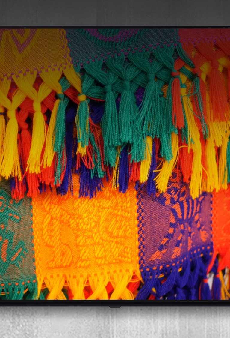 Телевізор виконує команди, промовлені під час натискання відповідної кнопки на пульті дистанційного керування. Наприклад, «Збільш гучність». 