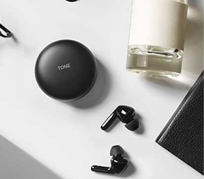 M27-03-D_AV-TONEFree-FN4-27-Gallery-Module-02-03-Desktop1