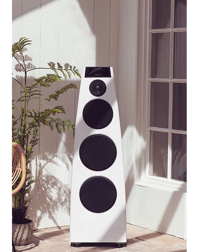 Макет із чотирьох зображень, пов’язаних із звуком Meridian