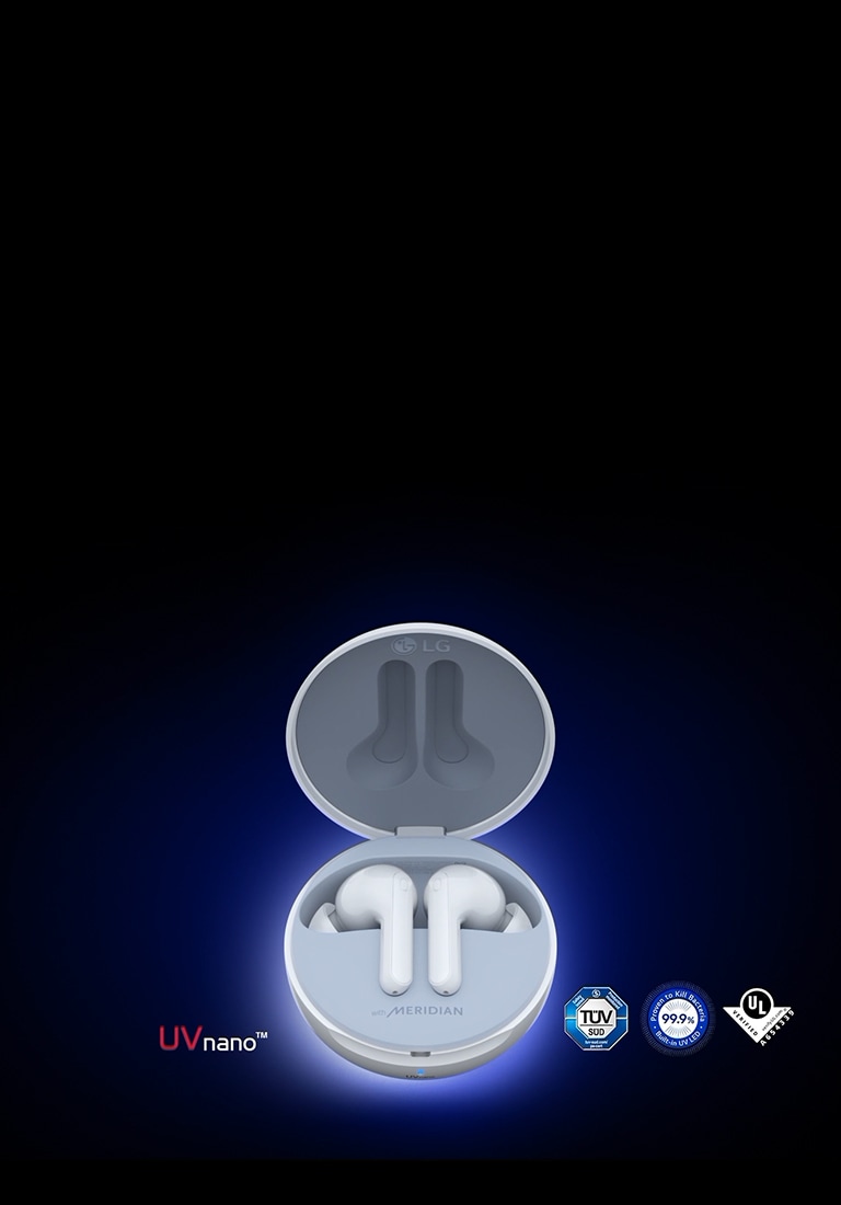 Кейс починає відкриватися й фіксується в повністю відкритому положенні.