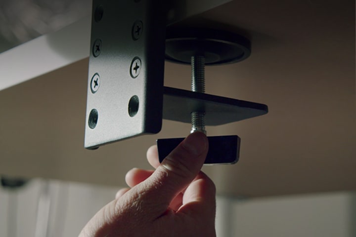 Використання кріплення One click.