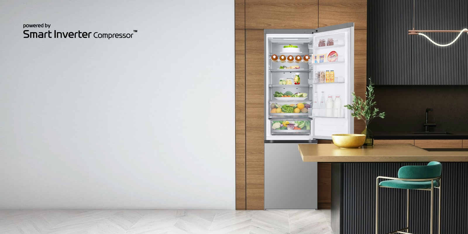 Практичні та енергоефективні холодильники LG з нижньою морозильною камерою.
