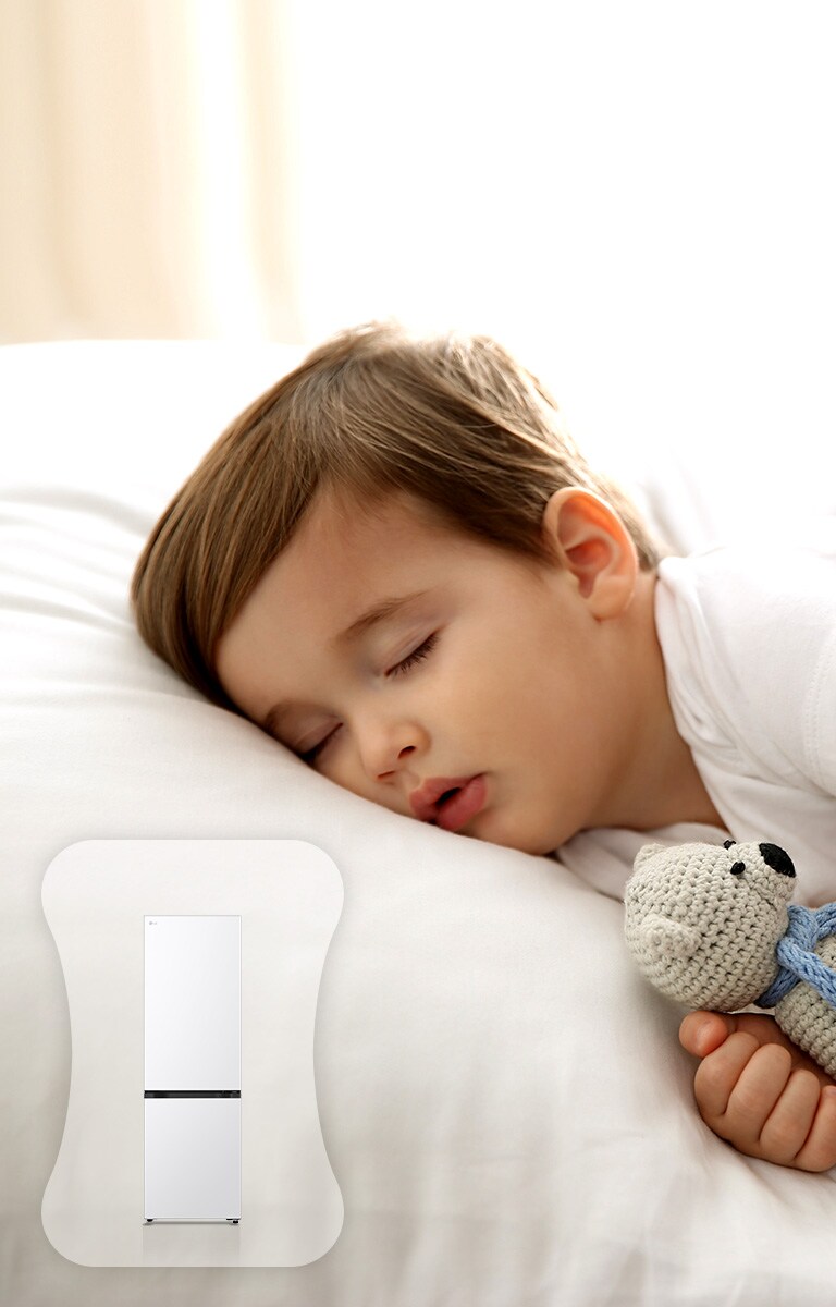 Зображено дитину у ліжку, яка міцно спить.