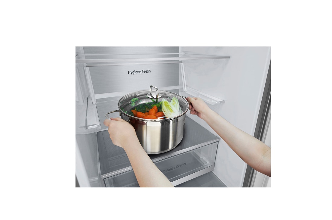 LG 387 л | Холодильник з нижньою морозильною камерою | DoorCooling+ | Інверторний компресор | Total No Frost, FoldingShelf view, GC-B509FNPW, thumbnail 9