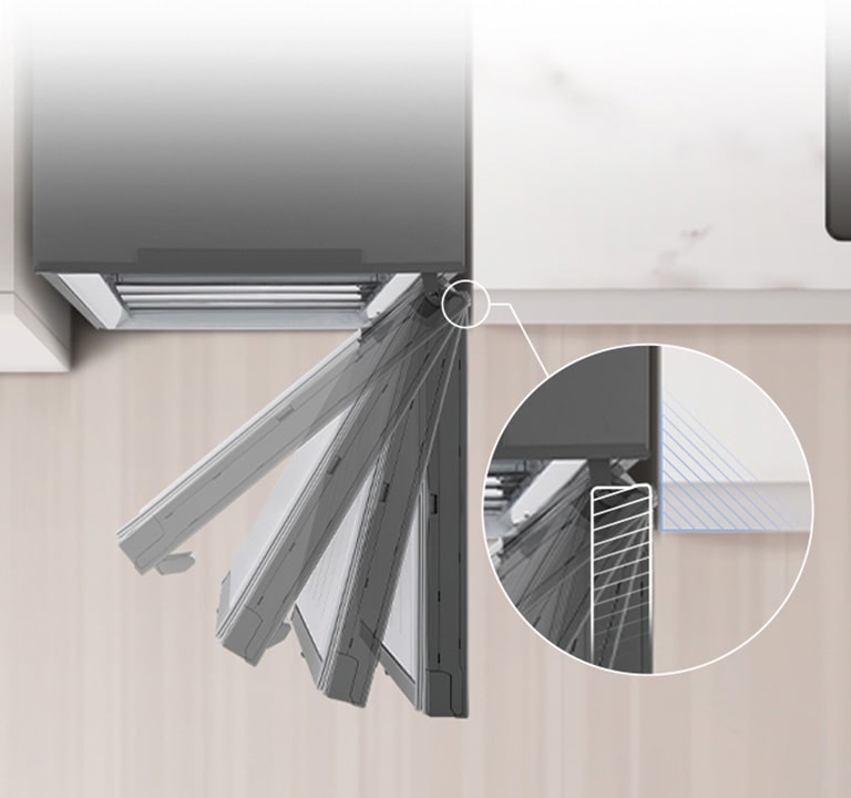 Вид згори донизу на холодильник, встановлений біля стіни з нульовим зазором дверної петлі.