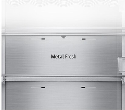 Крупний план напису Metal Fresh усередині холодильника.