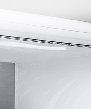 Збільшене зображення квадратної прихованої ручки з витонченим мінімалістичним дизайном.