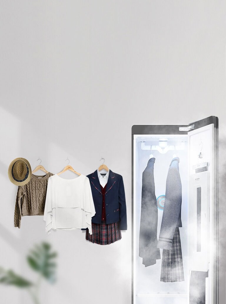 Зображено LG Styler®, який видаляє мікроби навіть з одягу, який важко прати, наприклад, головних уборів, трикотажу, шовкових блузок та шкільної форми.