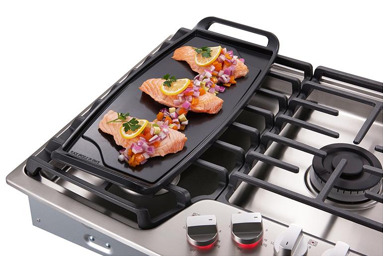 LG Studio 36 in. Gas Cooktop with 5 Sealed Burners & Griddle