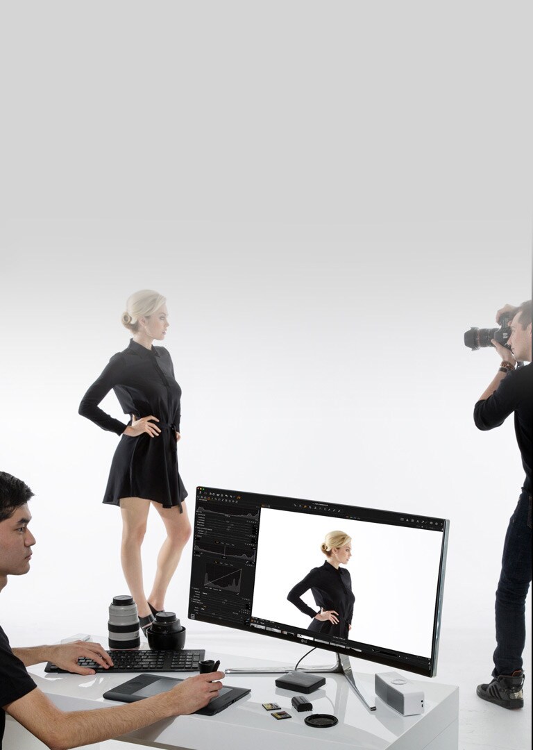 UltraWide® Monitors2