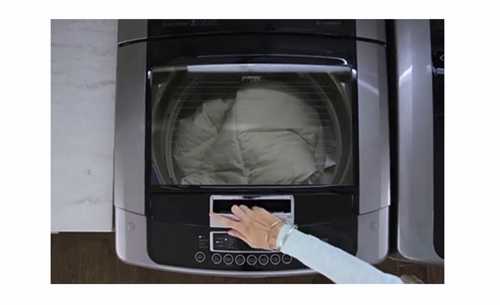 LG DLG1502W: 7.3 cu. ft. Ultra Large Capacity High Efficiency Front