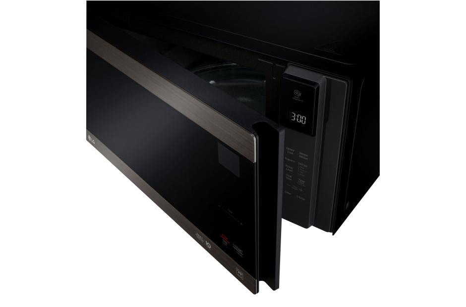 LG LMC1575ST: 1.5 cu. ft. NeoChef™ Countertop Microwave with Smart Inverter  and EasyClean®