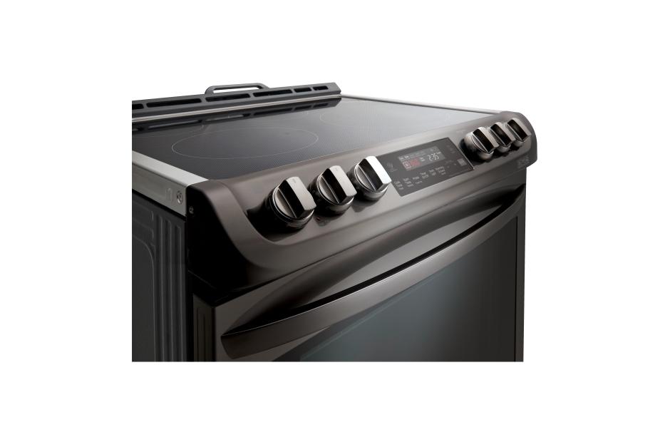 LG Black Stainless Steel Series 6.3 cu. ft. Electric Slide-in Range with ProBake Convection® and EasyClean®, LSE4613BD, thumbnail 5
