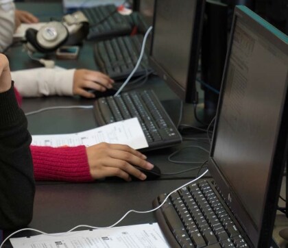 Corona Norco students in thin client lab