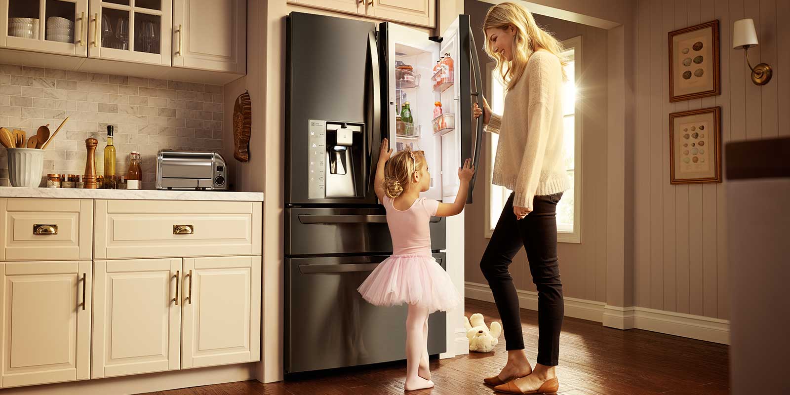 Lg Black Stainless Steel Style Design Usa Give Your Kitchen A Premium Look With The Simple Elegance Of Lg Black Stainless Steel Series