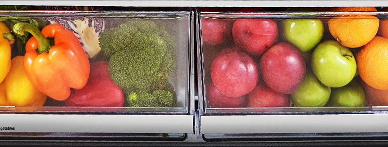 LG Instaview™ Door-in-door with Craft Ice™ produce