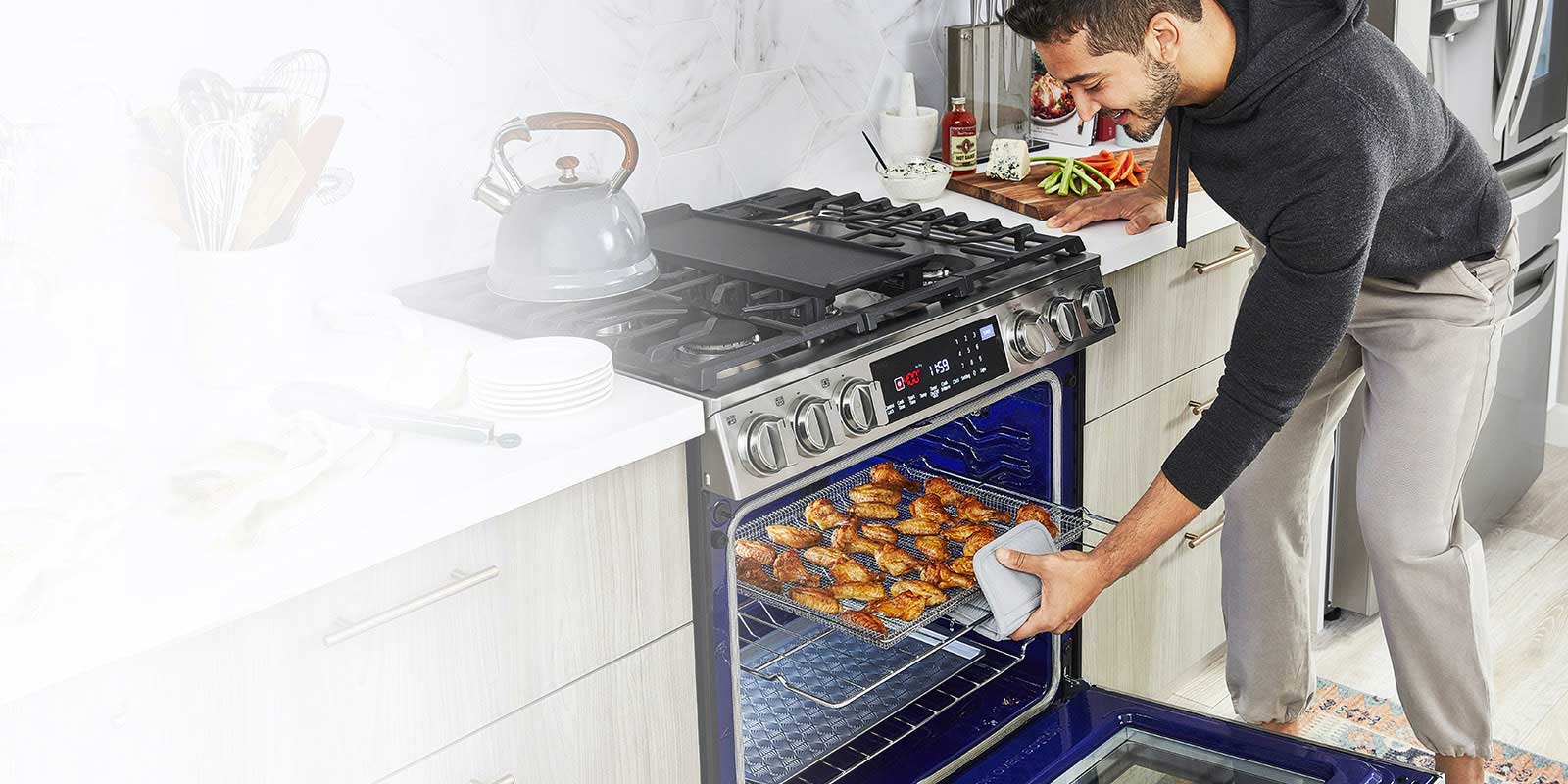 Air Fry Delivers Crispy Flavor to Feed a Crowd1