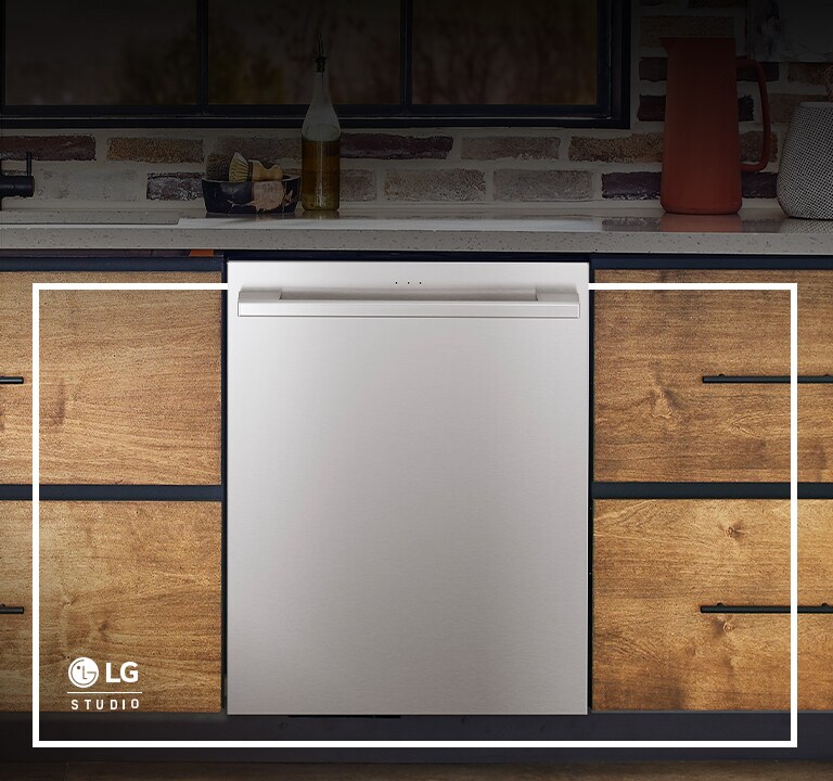 LG LSDTS9882S: STUDIO Top Control Smart Dishwasher with