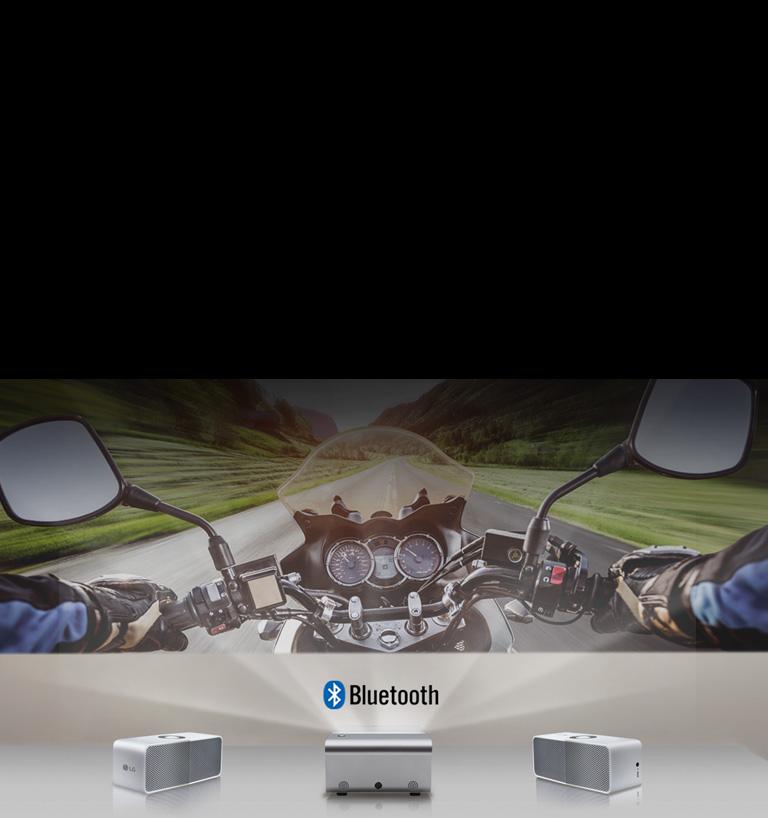 LG Ultra Short Throw LED Projector with Embedded Battery (PH450UG 