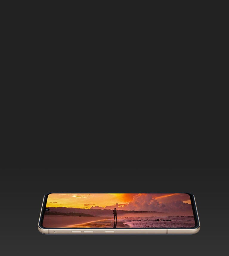 6.8” OLED FullVision™ Display screen of phone