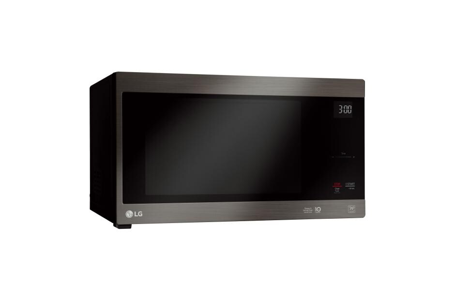 LG 1.5 cu. ft. NeoChef™ Countertop Microwave with Smart Inverter and EasyClean®, LMC1575BD