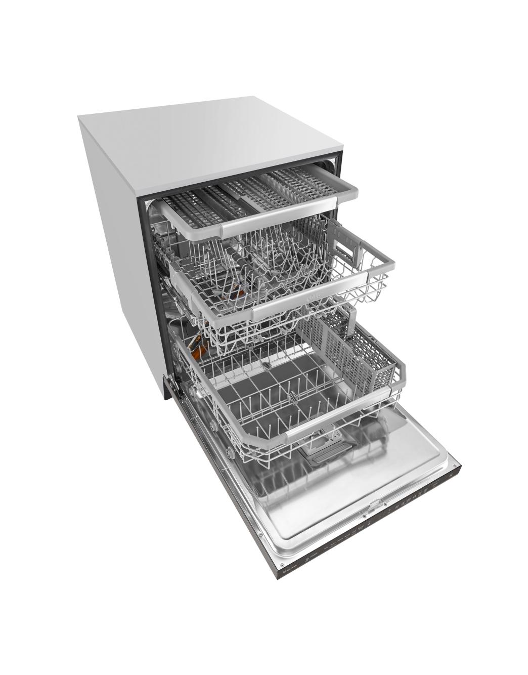 LG Top Control Smart wifi Enabled Dishwasher with QuadWash™ (LDT7797BD