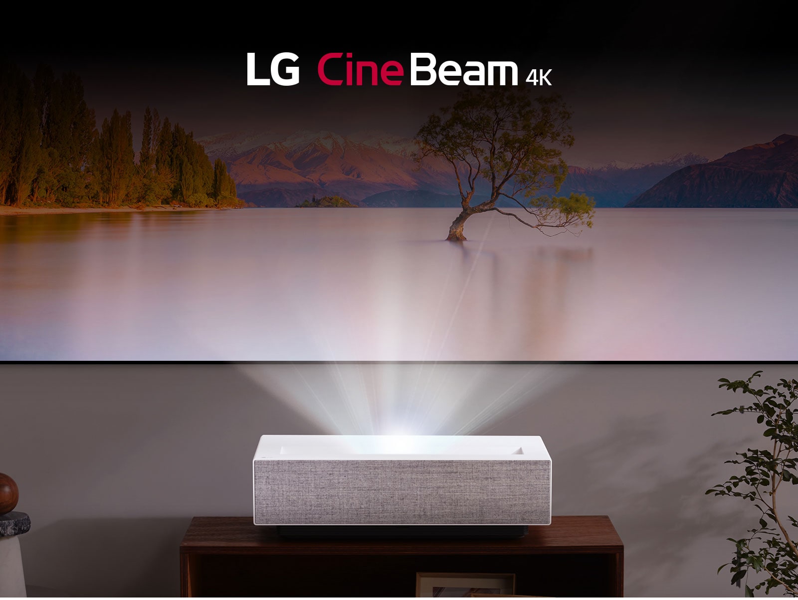 Máy chiếu Tivi CineBeam 4K Laser UST LG HU715QW