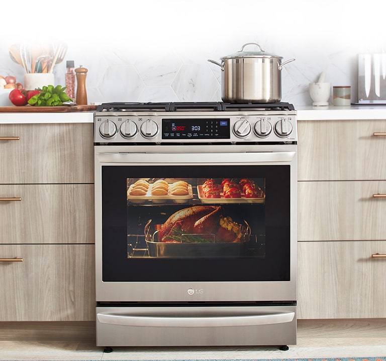 LG 6.3 cu. ft. Smart wifi Enabled ProBake® Convection InstaView® Dual