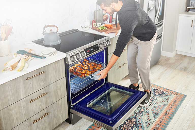 LG LSEL6335F 6.3 cu ft. Smart wifi Enabled ProBake Convection