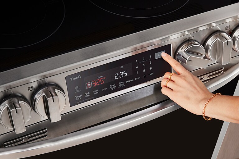 LG 6.3 cu ft. Smart wifi Enabled ProBake Convection® InstaView® Electric SlideIn Range with
