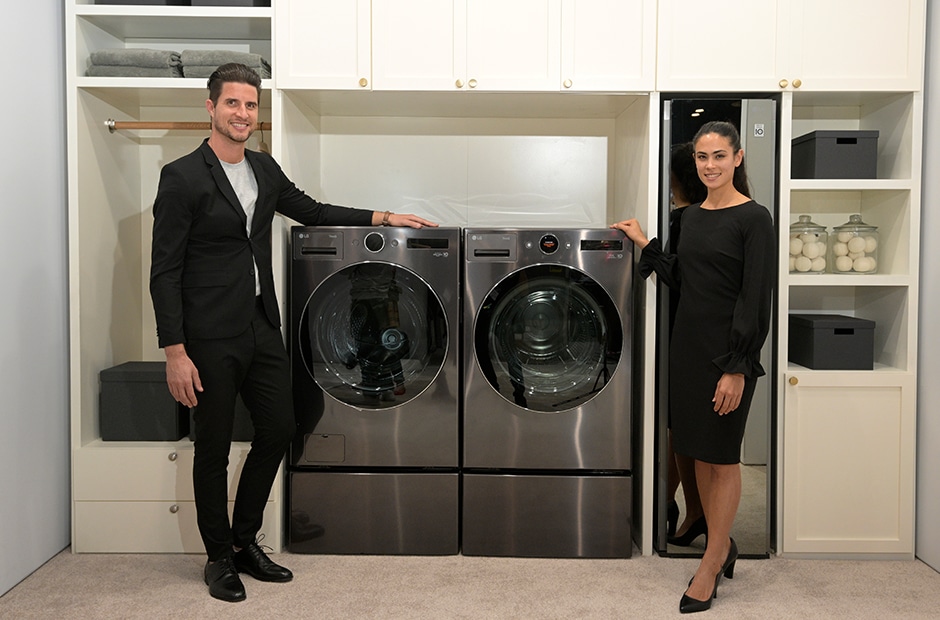 Experience the LG & Signature Kitchen Suite Booth at KBIS gallery