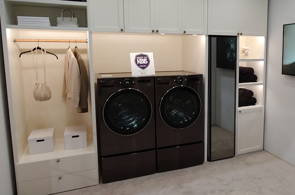 Experience the LG & Signature Kitchen Suite Booth at KBIS gallery 9