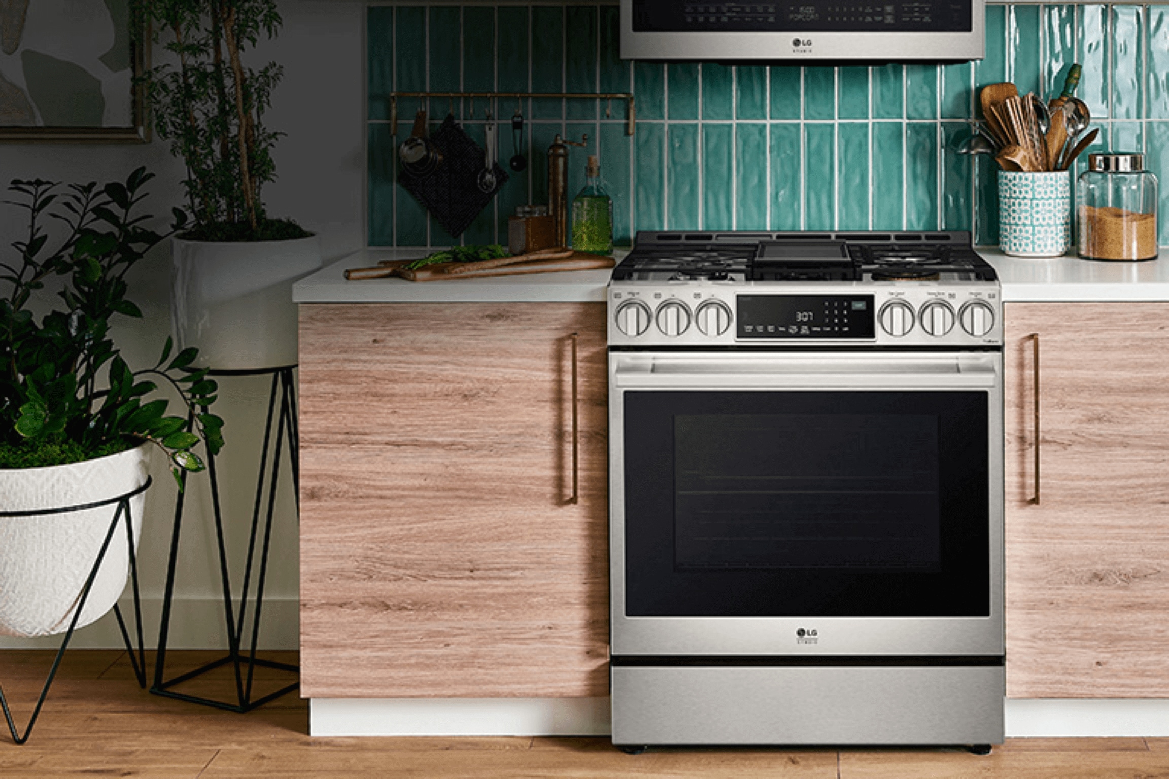 Slide-In Range image